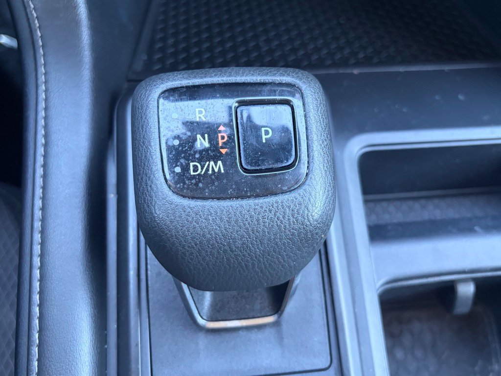 Used 2023 Nissan Pathfinder S FWD image 27