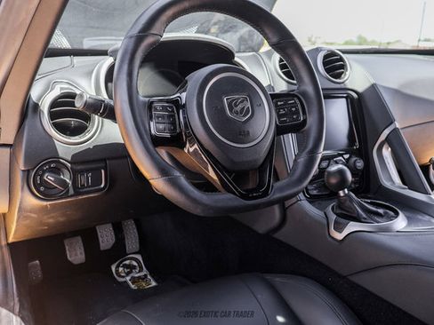 Used 2014 SRT Viper SRT-10 w/ Grand Touring Package RWD image 24