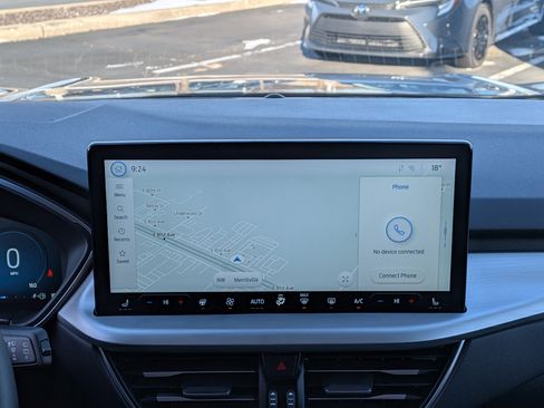 Used 2023 Ford Escape Platinum image 27