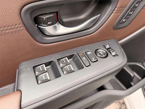 New 2026 Honda Pilot Touring image 10