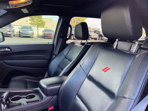 Used 2023 Dodge Durango GT RWD image 28