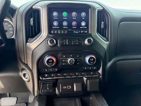 Used 2022 GMC Sierra 3500 Denali AWD/4WD image 34