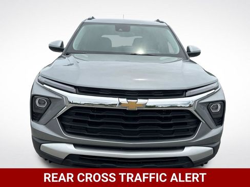 Used 2026 Chevrolet TrailBlazer LT w/ LT Cold Weather Package FWD image 10