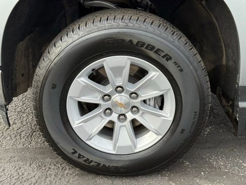 Certified 2025 Chevrolet Silverado 1500 LT image 11