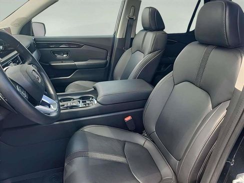 Used 2023 Honda Pilot Touring image 15