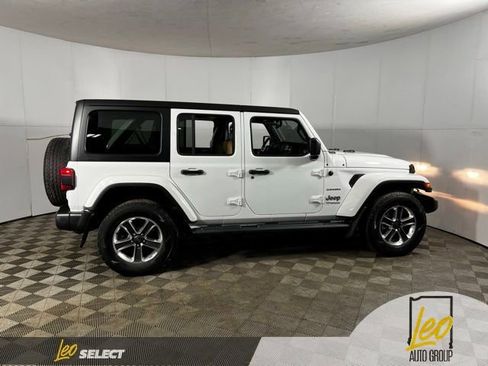 Used 2022 Jeep Wrangler Unlimited Sahara w/ Safety Group image 6