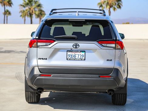Used 2025 Toyota RAV4 XLE Premium w/ Weather Package FWD image 6