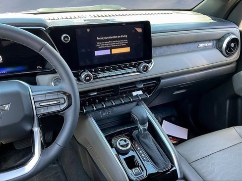 New 2026 Chevrolet Colorado ZR2 w/ Technology Package AWD/4WD image 6