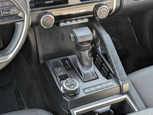 Certified 2024 Toyota Tacoma TRD Off-Road AWD/4WD image 14