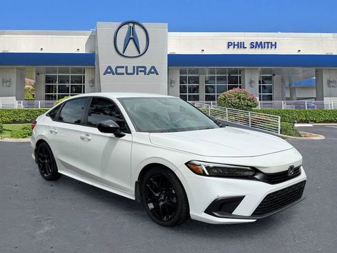 Used 2024 Honda Civic Sport image 3
