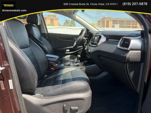 Used 2016 Kia Sorento EX FWD image 13