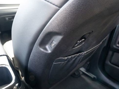 Used 2025 Kia Telluride S AWD/4WD image 36
