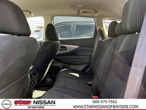 Used 2023 Nissan Murano S image 10
