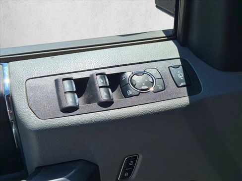 Used 2021 Ford F250 XLT AWD/4WD image 10