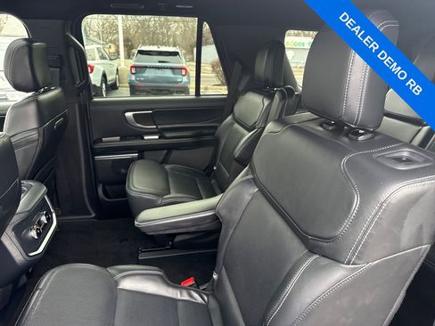 Used 2025 Ford Expedition Platinum w/ Stealth Appearance Package image 16