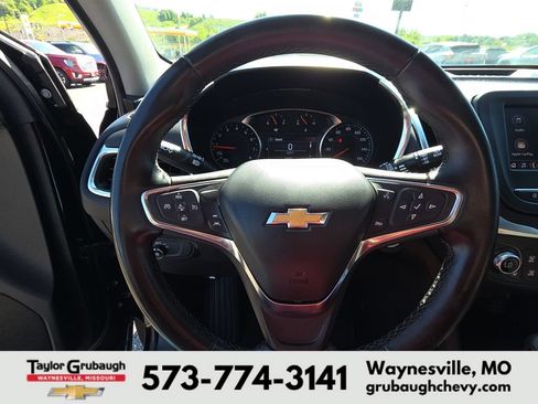 Used 2024 Chevrolet Equinox LT FWD image 17