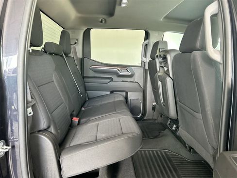 Used 2023 Chevrolet Silverado 1500 LT image 34