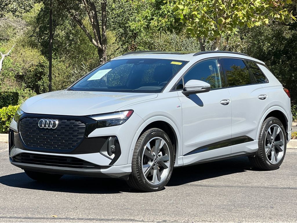 Used 2024 Audi Q4 e-tron Premium Plus AWD/4WD image 9