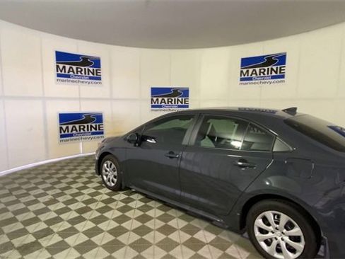 Used 2025 Toyota Corolla LE image 8