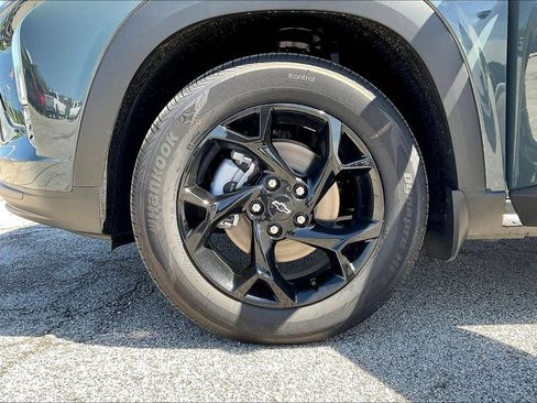 New 2026 Chevrolet Trax LT w/ Driver Confidence Package FWD image 12