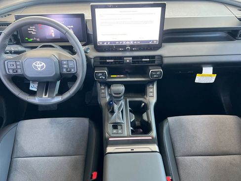 New 2026 Toyota RAV4 XSE w/ Panoramic Sun Roof Package AWD/4WD image 10