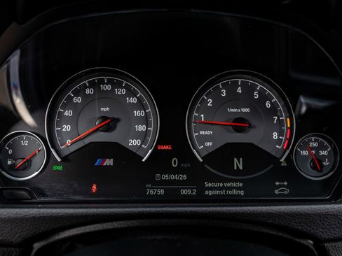 Used 2017 BMW M4 Coupe RWD image 15