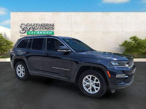 Used 2024 Jeep Grand Cherokee Limited w/ Luxury Tech Group II AWD/4WD image 7