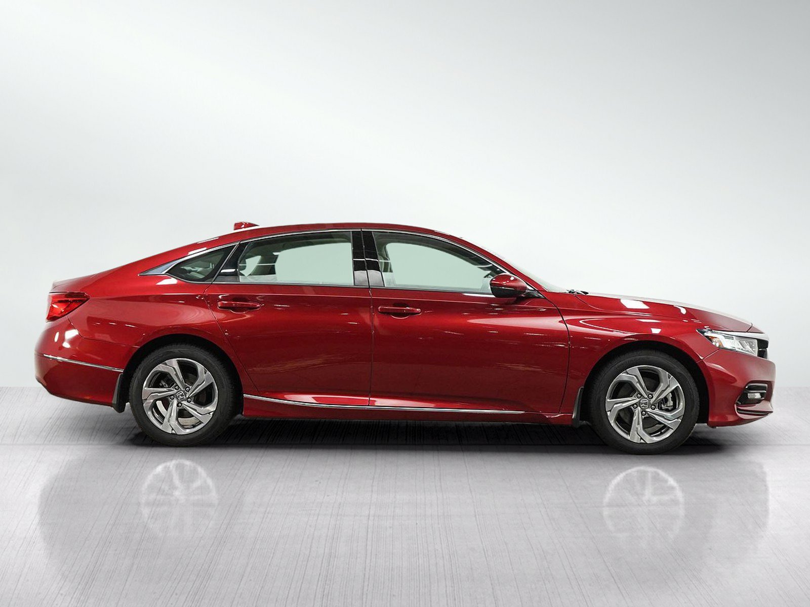 Used 2018 Honda Accord EX-L image 6