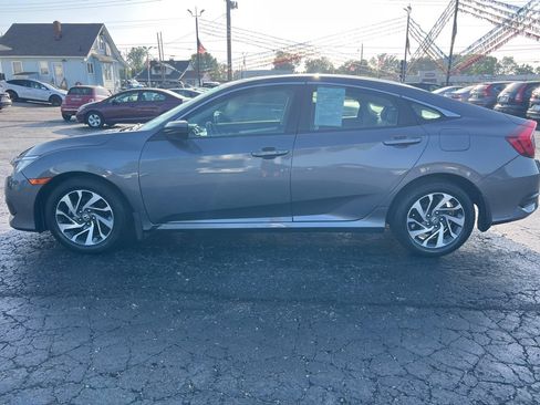 Used 2016 Honda Civic EX image 4