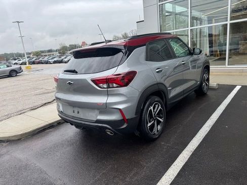 Used 2023 Chevrolet TrailBlazer RS w/ Sun and Liftgate Package AWD/4WD image 3