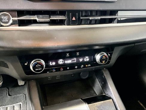 Used 2022 Mitsubishi Outlander SEL image 26