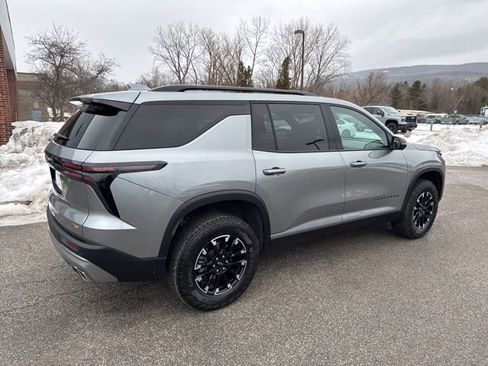 Used 2025 Chevrolet Traverse Z71 w/ Driver Confidence Package image 12