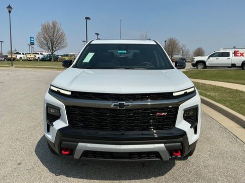 New 2026 Chevrolet Traverse Z71 w/ Enhanced Driving Package image 9