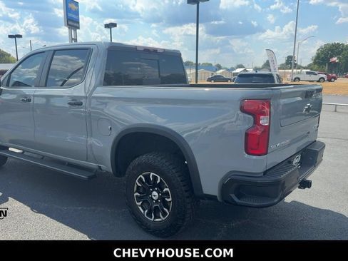 Used 2025 Chevrolet Silverado 1500 ZR2 AWD/4WD image 6