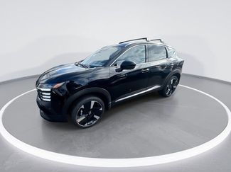 New 2026 Nissan Kicks SR w/ Cold Weather Package video 4