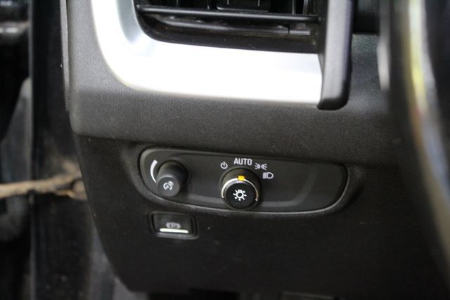 Used 2018 GMC Terrain SLE FWD image 12