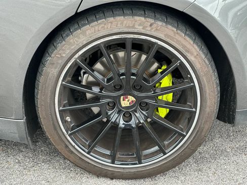 Used 2014 Porsche Panamera S image 25