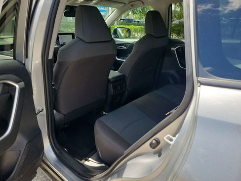 Used 2024 Toyota RAV4 XLE FWD image 9