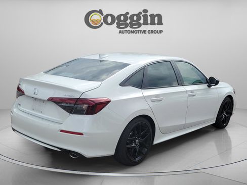 Used 2025 Honda Civic Sport image 6