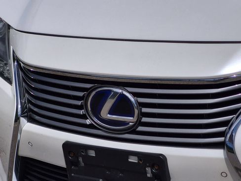 Used 2013 Lexus ES 300h w/ Premium Pkg FWD image 12