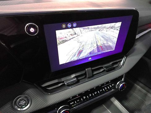 Used 2026 Chevrolet Equinox RS w/ Convenience Package III image 25