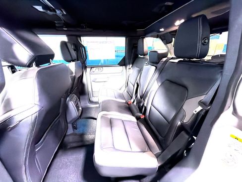 New 2026 Ford Bronco Outer Banks AWD/4WD image 30