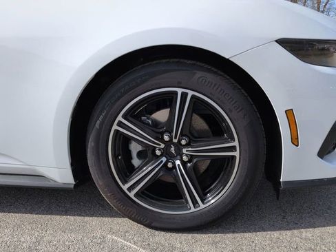 New 2025 Ford Mustang Coupe image 10