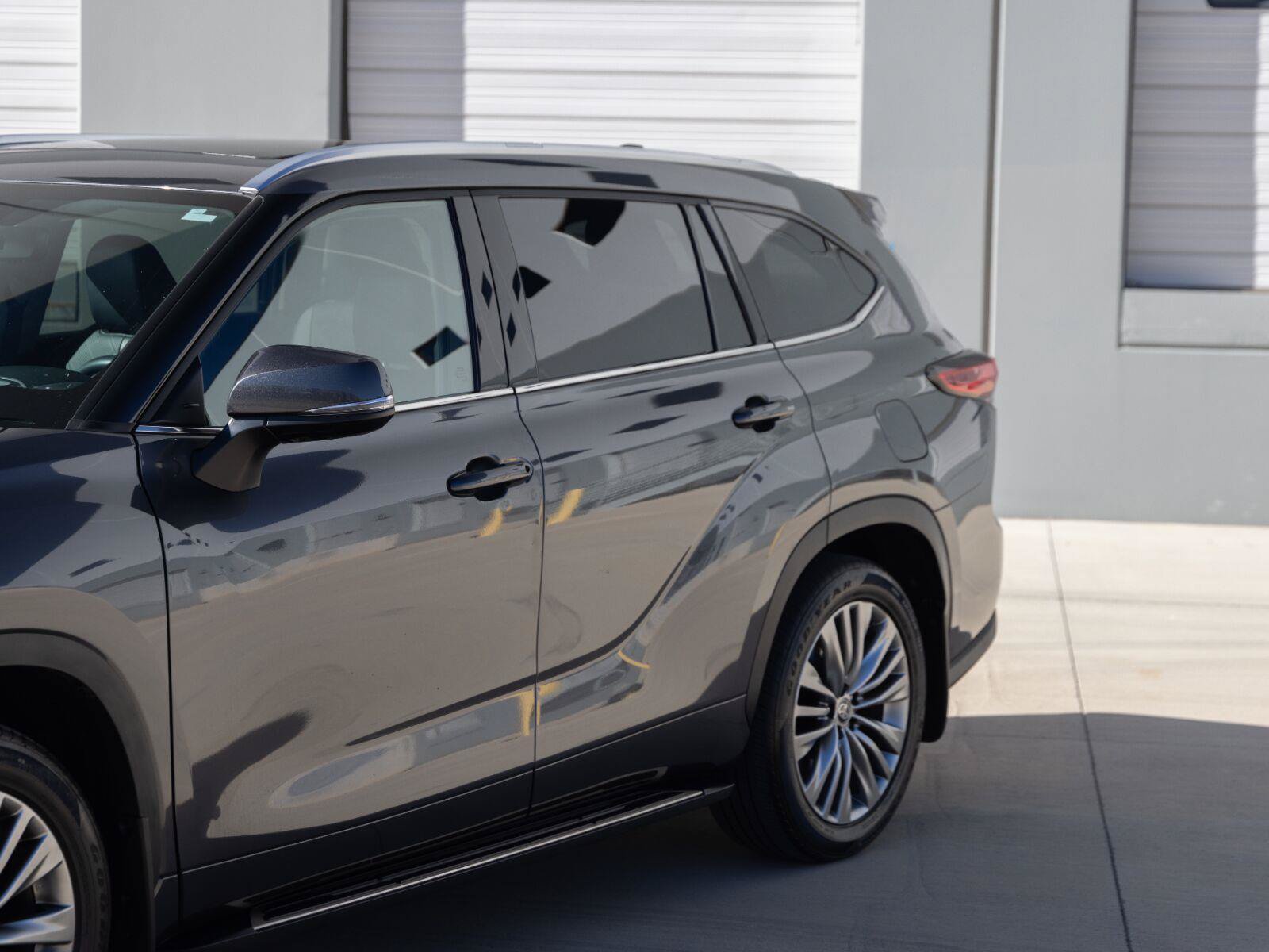 Used 2022 Toyota Highlander Platinum AWD/4WD image 15