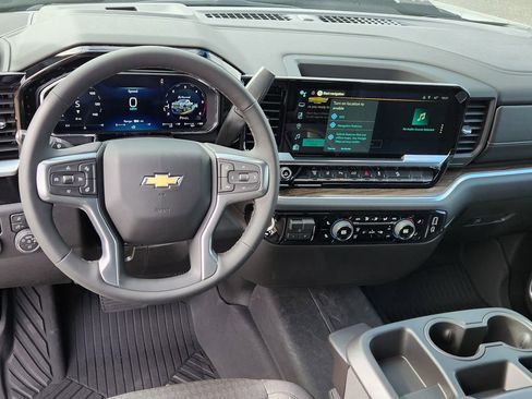 New 2026 Chevrolet Silverado 2500 LT w/ All Star Edition AWD/4WD image 11