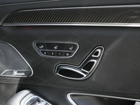 Used 2020 Mercedes-Benz S 63 AMG 4MATIC Sedan image 26