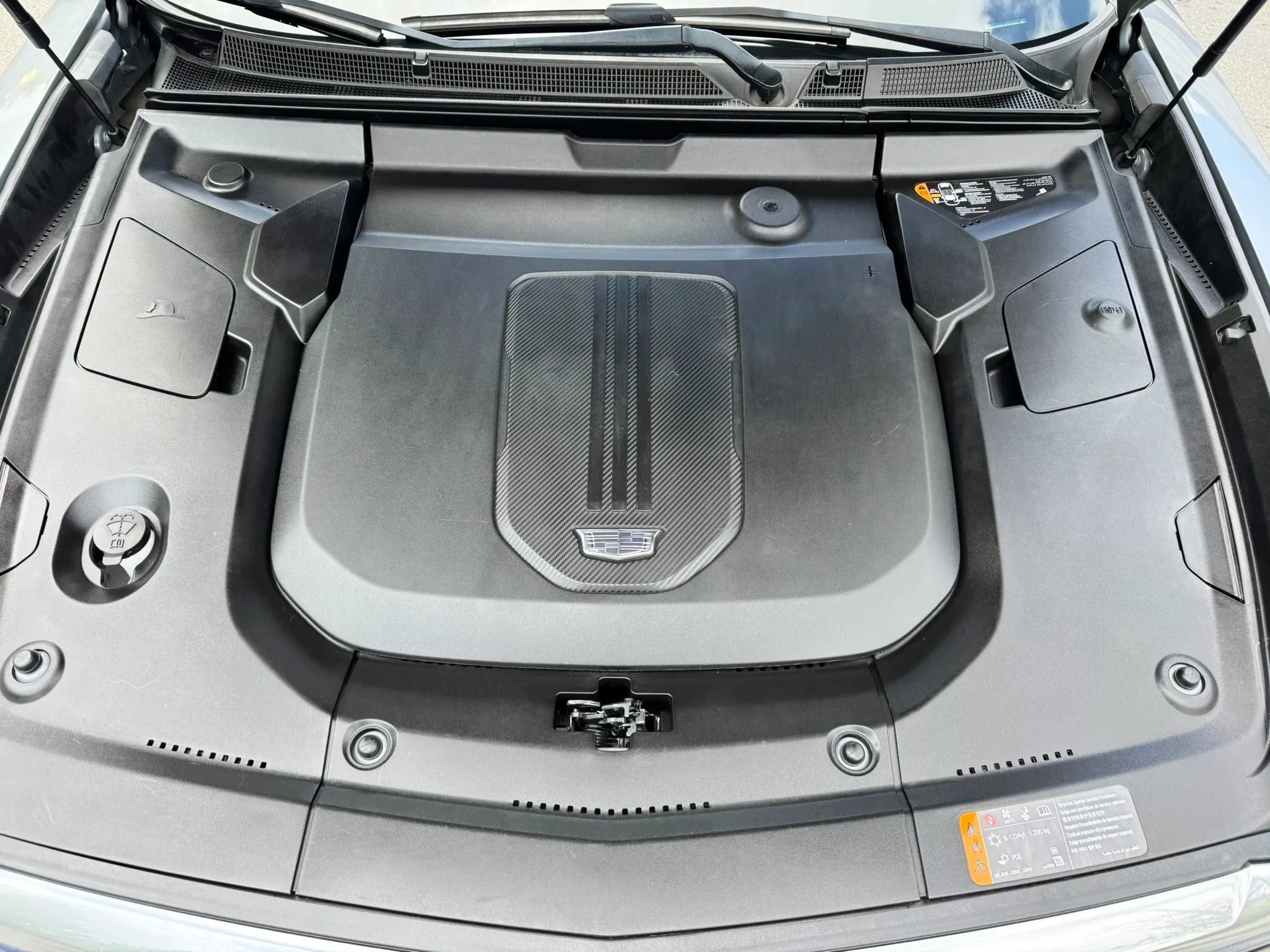 Used 2023 Cadillac Lyriq AWD image 45