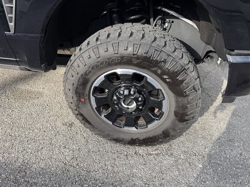 Used 2026 Ford F350 Lariat w/ Tremor Off-Road Package image 12