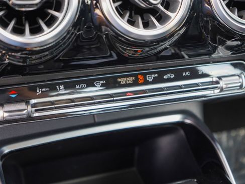 Used 2022 Mercedes-Benz CLA 35 AMG 4MATIC image 17