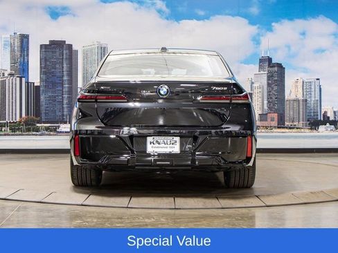Used 2025 BMW 750e xDrive w/ Executive Package AWD/4WD image 11